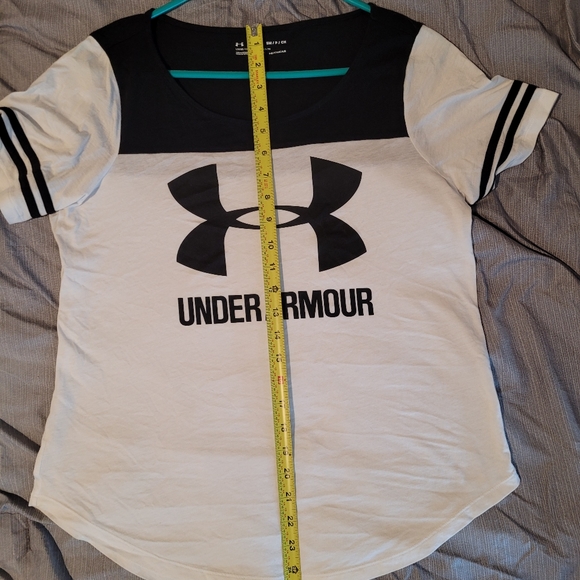Under Armour Tee - Picture 14 of 14